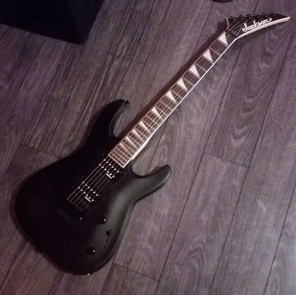 Black Jackson Dinky Electric Guitar with Mini Amp, Cord, and Guitar Stand - Picture 5 of 5